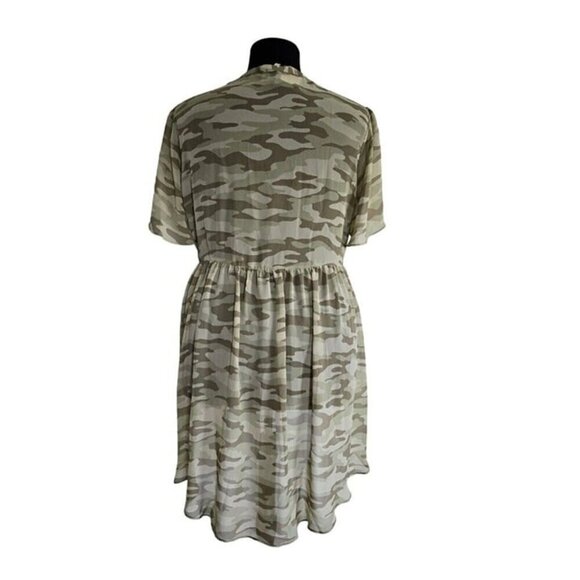 Cato Plus Green Camo Camouflage Flutter Sleeve Sheer High Low Tunic Top 18 20 - Picture 5 of 7